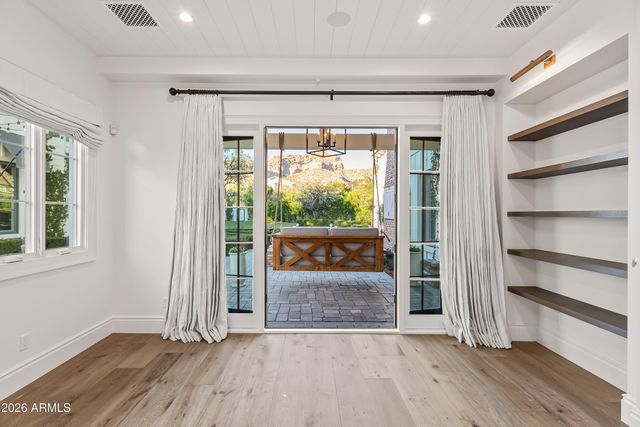 4716 N DROMEDARY Road, Phoenix, AZ 85018