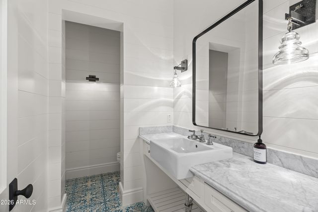 4716 N DROMEDARY Road, Phoenix, AZ 85018