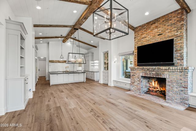 4716 N DROMEDARY Road, Phoenix, AZ 85018