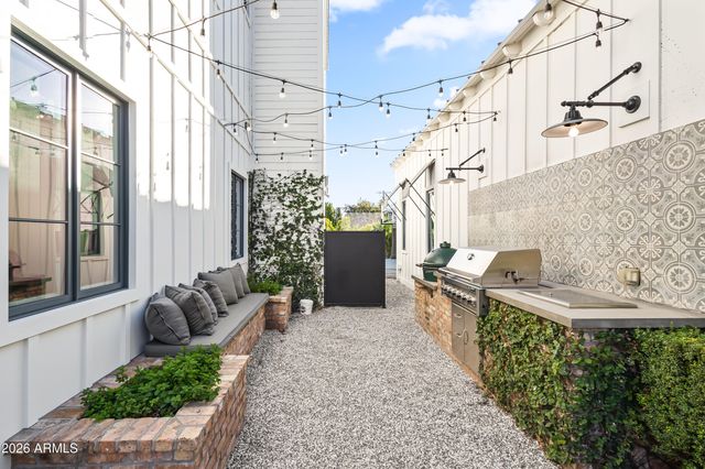 4716 N DROMEDARY Road, Phoenix, AZ 85018