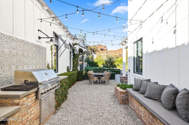 4716 N DROMEDARY Road, Phoenix, AZ 85018