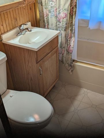 3800 Park Ln, Spring Park, MN 55384