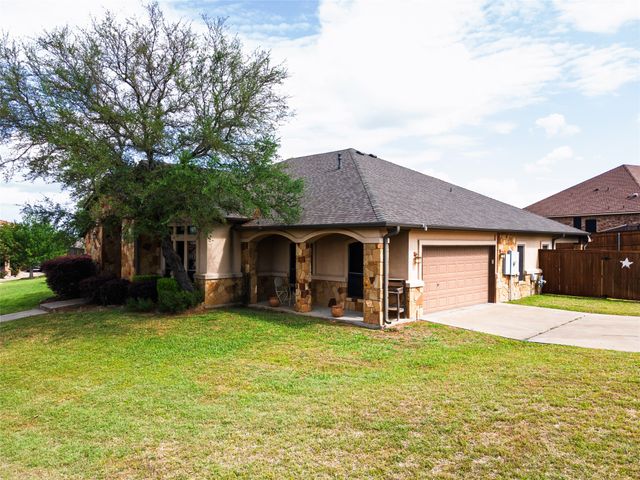 8001 Ridgeway Court, Nolanville, TX 76559