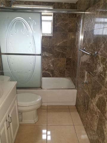 426 NE 210th Cir Ter 101-2, Miami, FL 33179