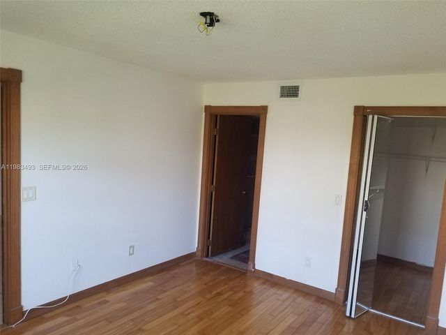 426 NE 210th Cir Ter 101-2, Miami, FL 33179