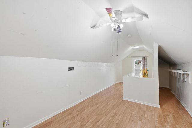 39 Oaksmere Road, Springfield, OH 45503