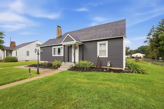 39 Oaksmere Road, Springfield, OH 45503