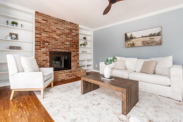 809 Colony Court, Columbus, OH 43235