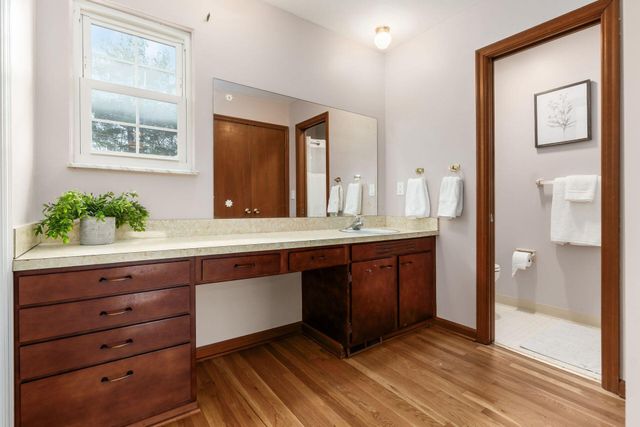 809 Colony Court, Columbus, OH 43235