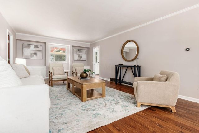 809 Colony Court, Columbus, OH 43235