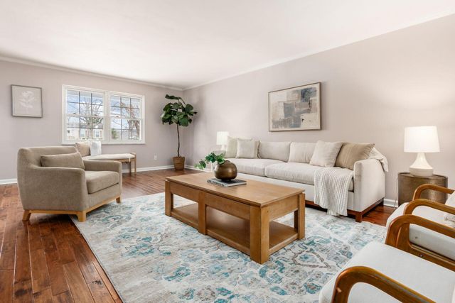 809 Colony Court, Columbus, OH 43235