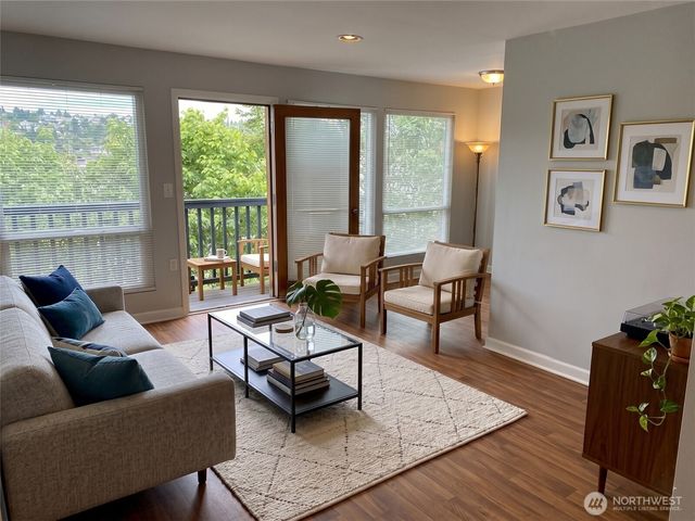840 W Nickerson Street, Seattle, WA 98119