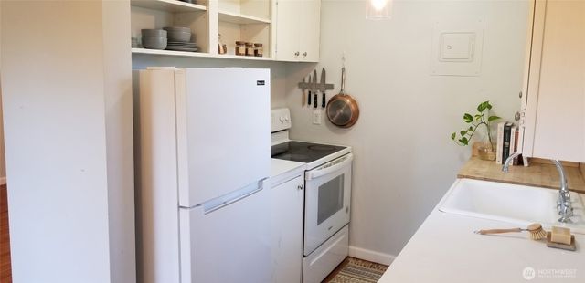 840 W Nickerson Street, Seattle, WA 98119