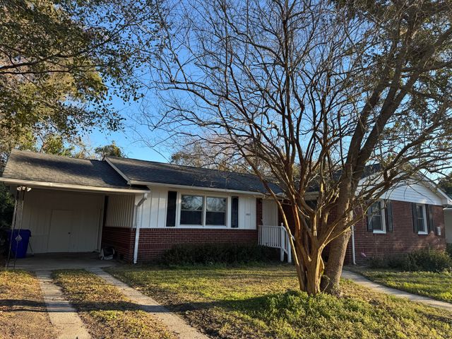 1907 Aichele Drive, North Charleston, SC 29406