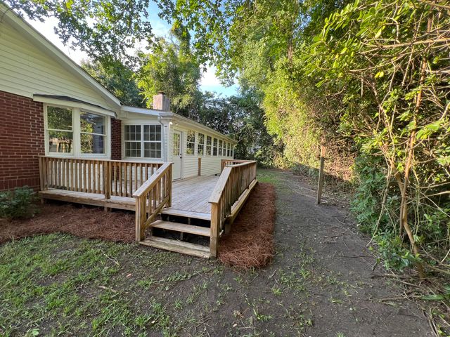 1907 Aichele Drive, North Charleston, SC 29406