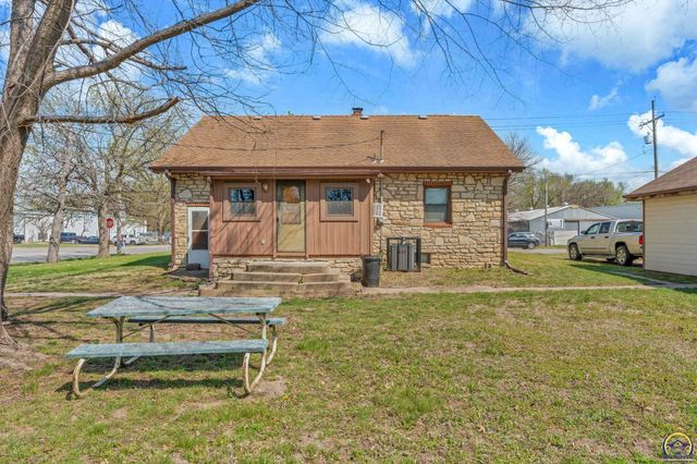 101 NW Elm Row AVE, Topeka, KS 66608