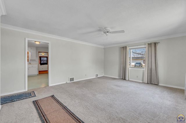 101 NW Elm Row AVE, Topeka, KS 66608
