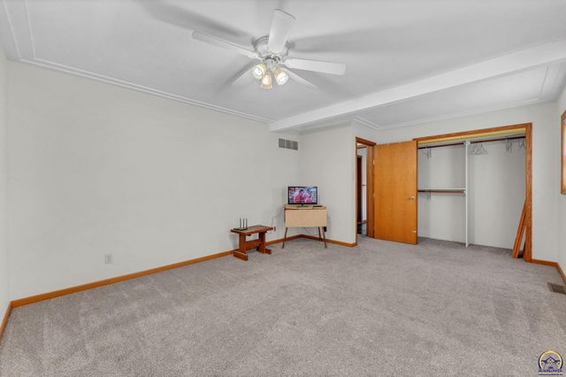 101 NW Elm Row AVE, Topeka, KS 66608