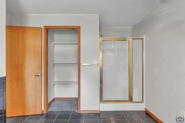 101 NW Elm Row AVE, Topeka, KS 66608