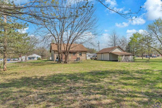 101 NW Elm Row AVE, Topeka, KS 66608