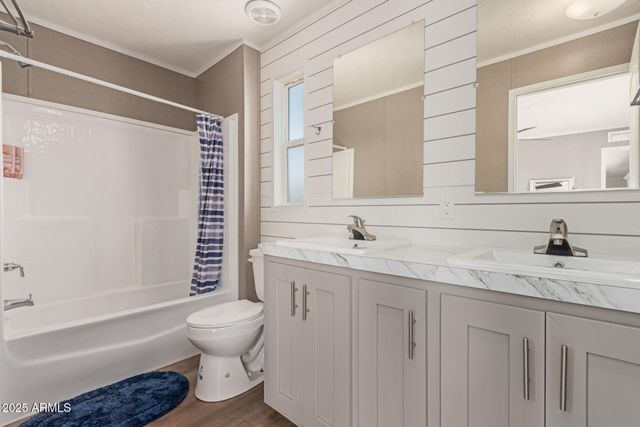 2605 W VAN BUREN Street 111, Phoenix, AZ 85009