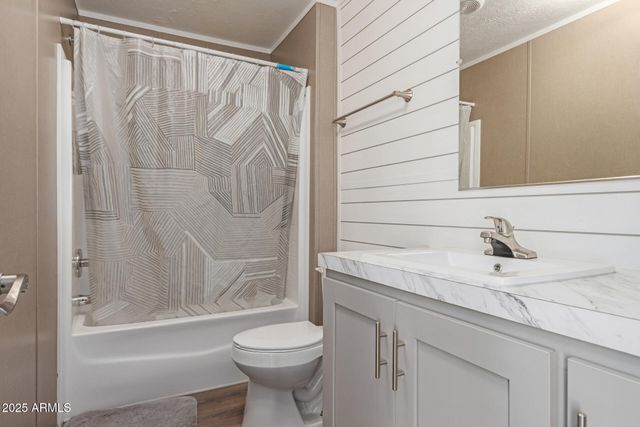 2605 W VAN BUREN Street 111, Phoenix, AZ 85009