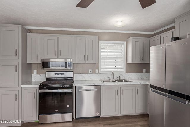 2605 W VAN BUREN Street 111, Phoenix, AZ 85009