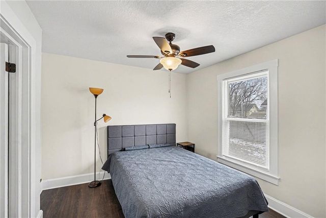 1815 S Ralston Avenue, Independence, MO 64054