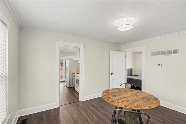 1815 S Ralston Avenue, Independence, MO 64054