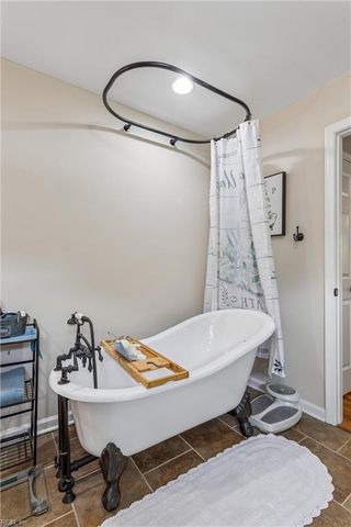 4177 Providence RD, Hayes, VA 23072