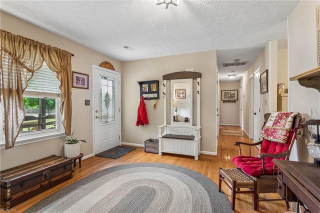 4177 Providence RD, Hayes, VA 23072