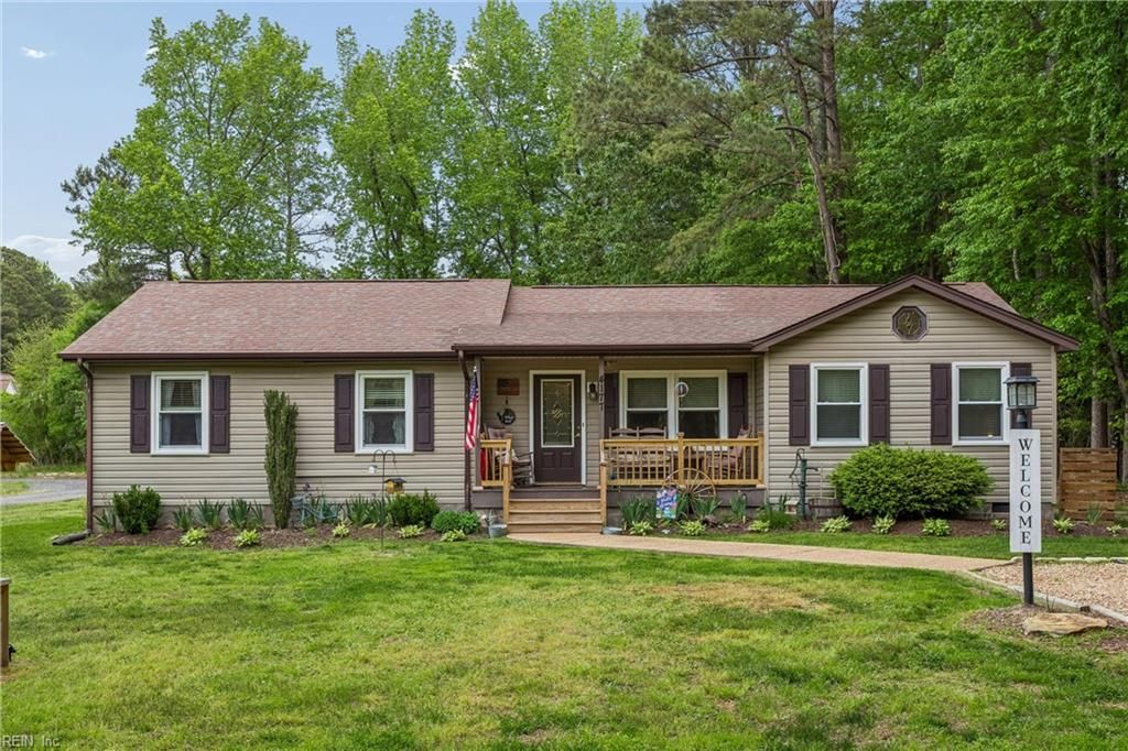 4177 Providence RD, Hayes, VA 23072