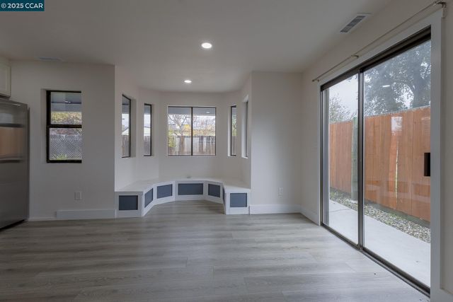 19896 Bear Valley Rd, Hidden Valley Lake, CA 95467