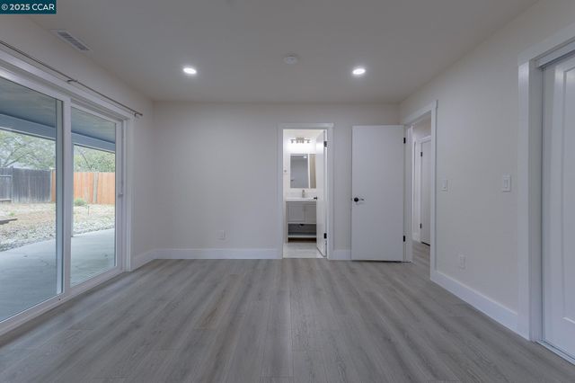 19896 Bear Valley Rd, Hidden Valley Lake, CA 95467