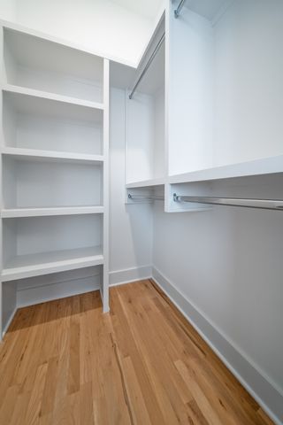 496 W Trinity Ln Unit 3, Nashville, TN 37207