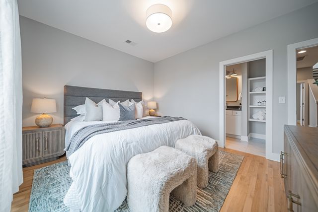 496 W Trinity Ln Unit 3, Nashville, TN 37207