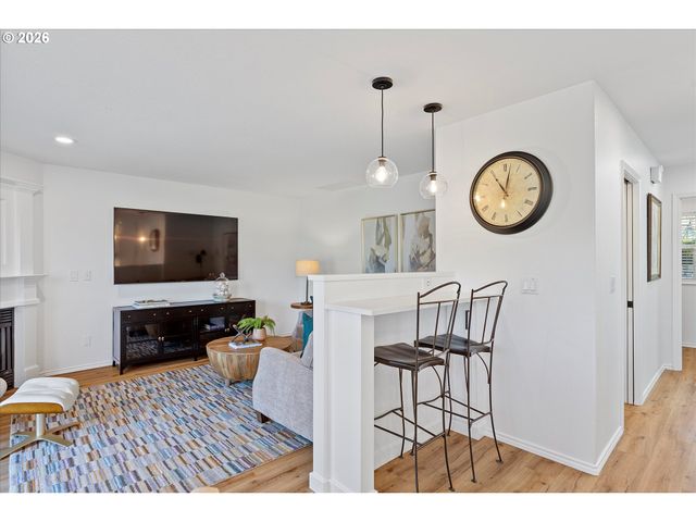 15687 Sw HAWK Ct, Sherwood, OR 97140