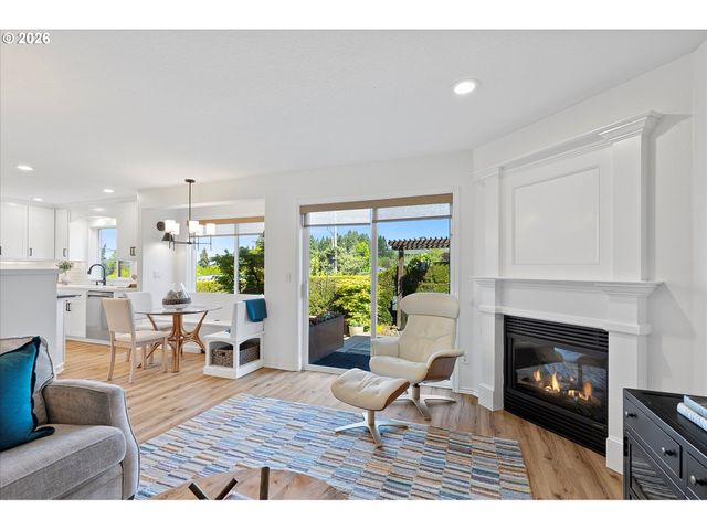 15687 Sw HAWK Ct, Sherwood, OR 97140