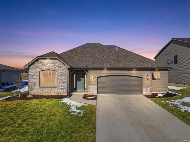 1220 Turnberry Lane, Auburn, IN 46706