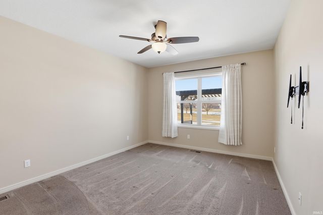 1220 Turnberry Lane, Auburn, IN 46706