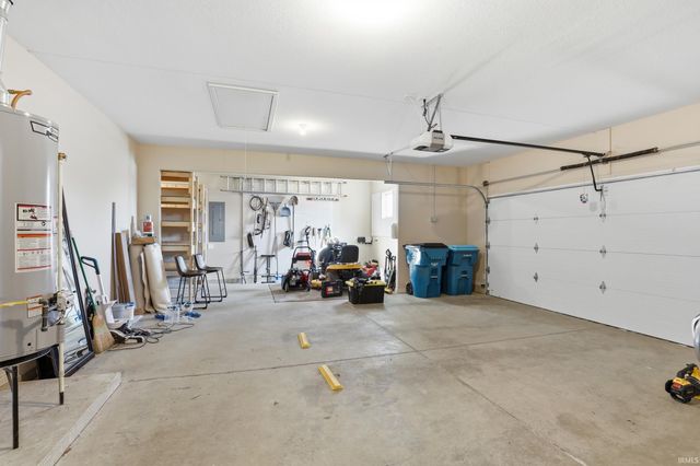 1220 Turnberry Lane, Auburn, IN 46706