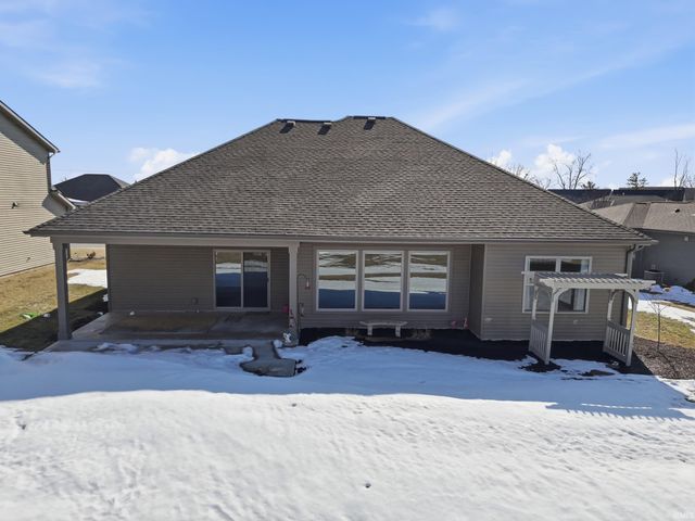 1220 Turnberry Lane, Auburn, IN 46706