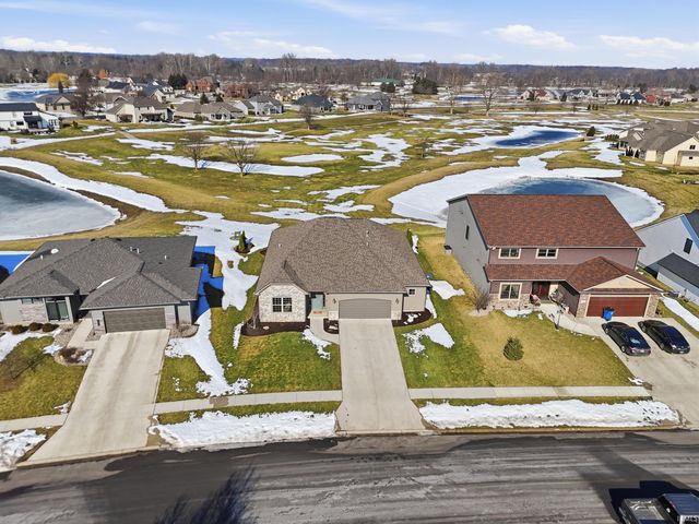 1220 Turnberry Lane, Auburn, IN 46706