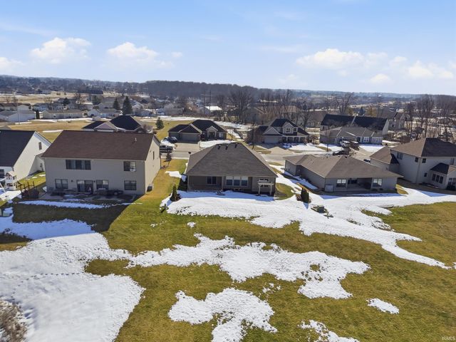 1220 Turnberry Lane, Auburn, IN 46706