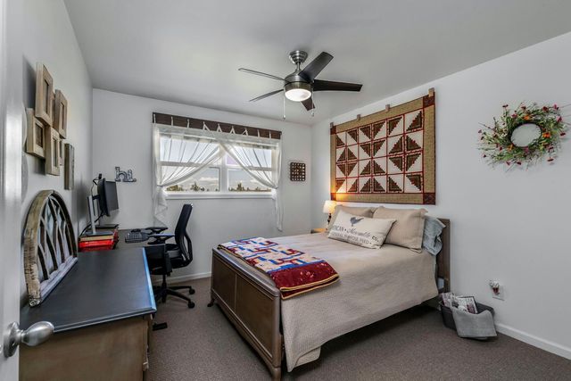 5624 SW Reif Road, Powell Butte, OR 97753