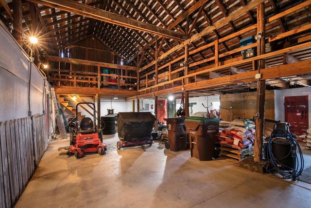 5624 SW Reif Road, Powell Butte, OR 97753