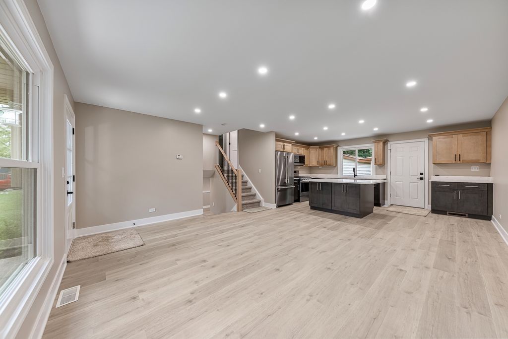 756 Westwind Drive, Bolingbrook, IL 60440 — photo 4