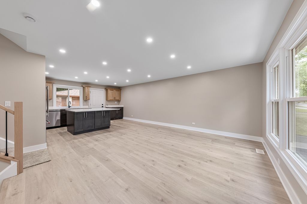 756 Westwind Drive, Bolingbrook, IL 60440 — photo 5
