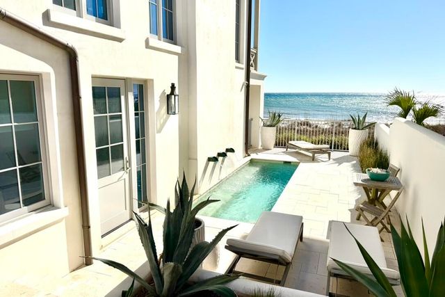 384 Beachside Drive, Panama City Beach, FL 32413