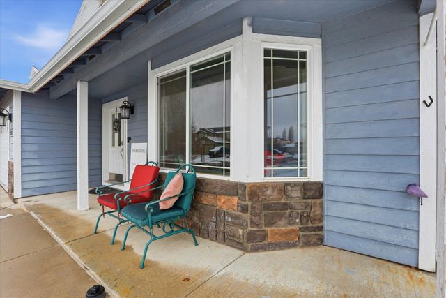 9610 W Asher Dr, Cheney, WA 99004